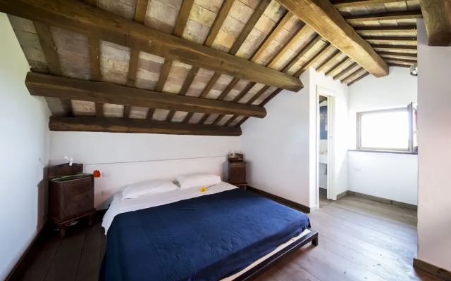 Charming Apartment in Ascoli Piceno Near Village