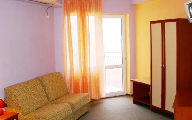 Aura Family Hotel