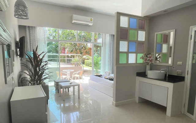 Thalassa Pool Kata Phuket