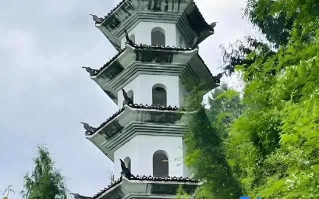 Xiangshan B&B (Border City Chatong Scenic Area)