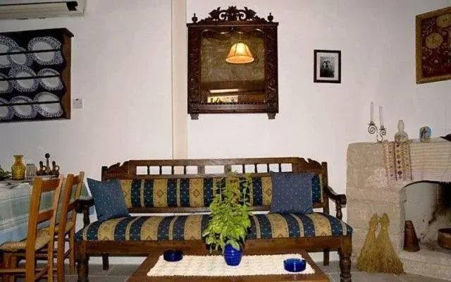 Narkissos Villa