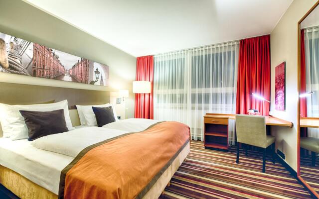 Leonardo Hotel Hamburg City Nord комната для гостей