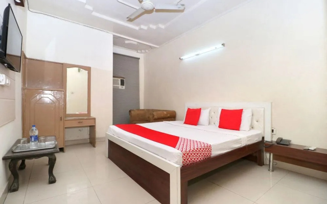 OYO 24322 Hotel Gulshan