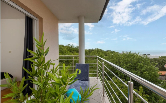 Awesome Apartment in Kostrena With Wifi and 3 Bedrooms