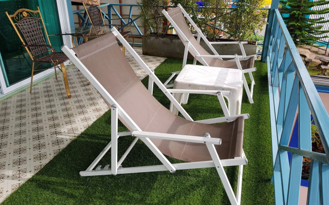 Baanmorkburi Resort