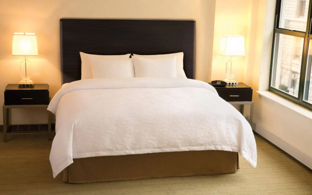 Hampton Inn & Suites Los Angeles/Hollywood