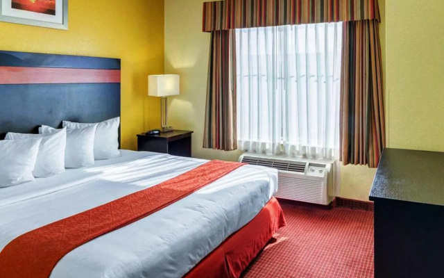 Quality Suites Houston IAH Airport - Beltway 8