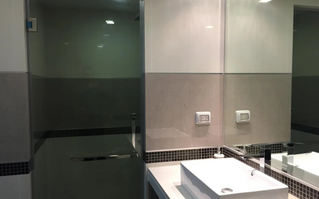 Wong Amat Tower by Liberty Group Apartment