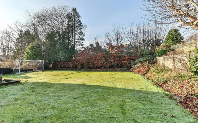 Cosy, Exclusive Sheffield House Near Peak District