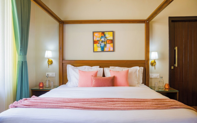 ELIVAAS Twin Chalets 4BHK Escape Villa