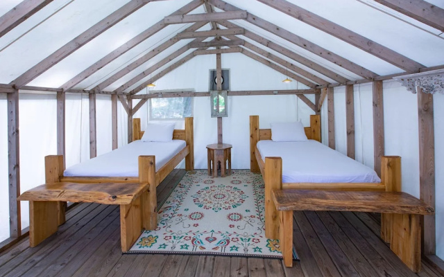 Harmony Outdoor Inn