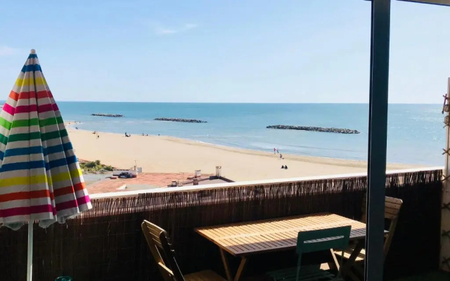Appartement Valras 1ere ligne vue mer