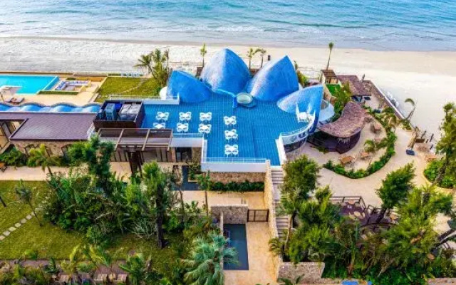 Haven Tide Resort