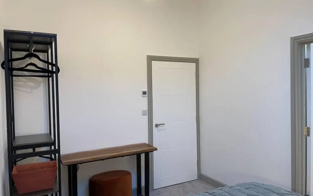 Smithy Bungalow, Free Private Parking