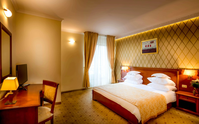 Hotel Opera Plaza