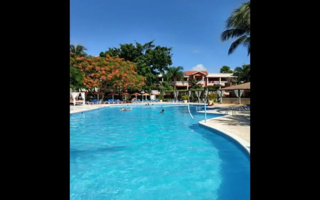 Room in Apartment - Delightful Caribbean Apartment in Boca Chica