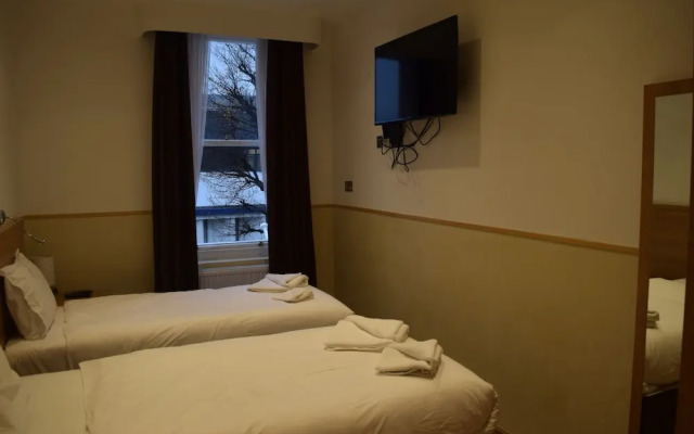 Arlo Apartments