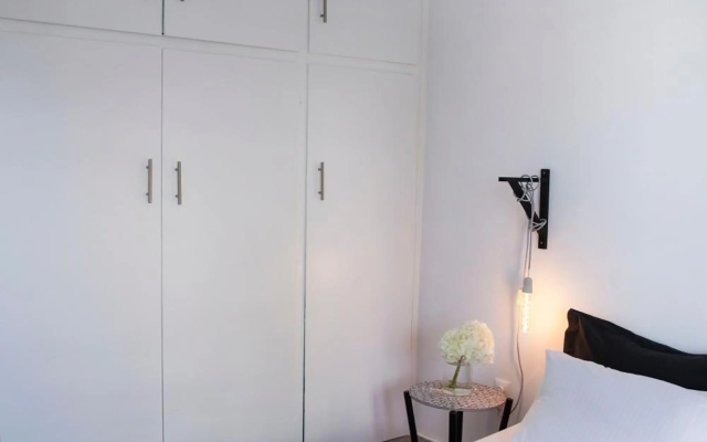 Best located executive apartment in Maroussi.