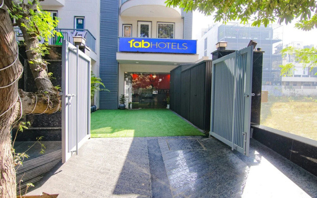 Fabhotel Nature View