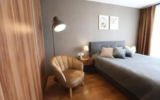Modern 2 Rooms Apartment