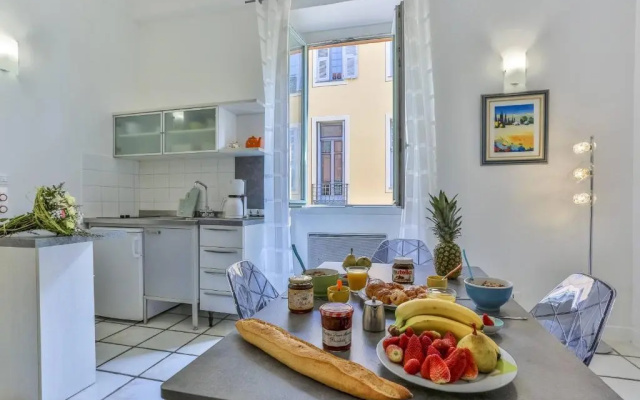 Superb Studio in Old Nice 2min walk from the beach