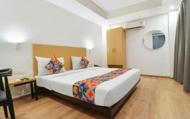 FabHotel Pantao Stays