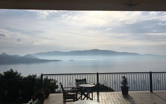 Aliki Hotel
