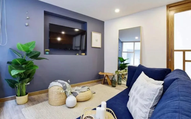 Kona Apartments