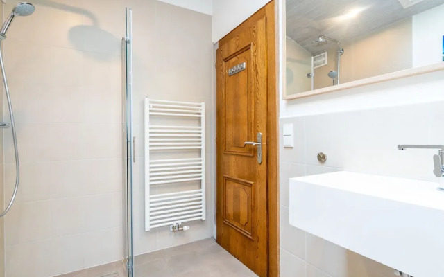 Grand Apartment in Walchen With Garden