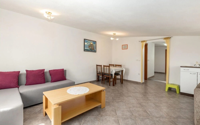 Beautiful Apartment in Crikvenica With 1 Bedrooms and Wifi