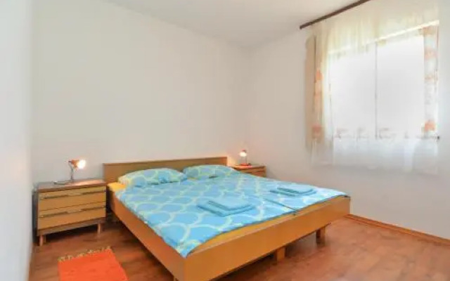 Apartment 1725