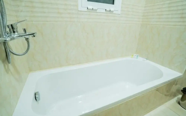 Grand Mirage Hotel