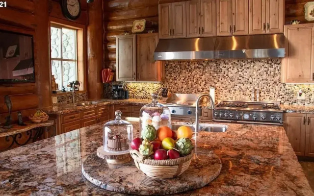 Gold Beach Oceanfront Estate - Mv28