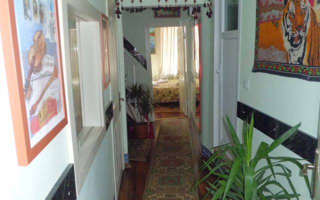 Chora Guesthouse