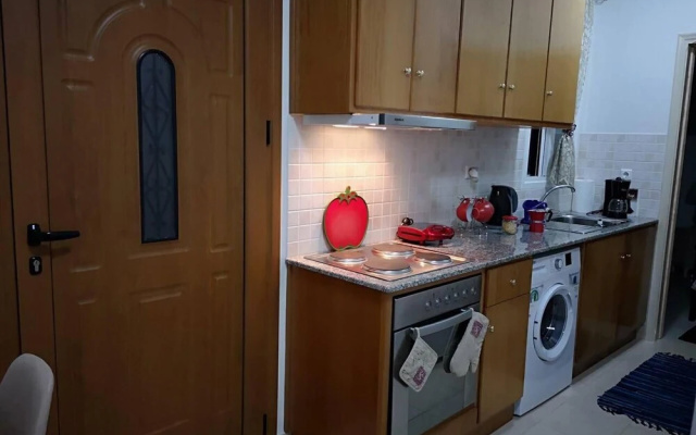 Apartment - Sleeps 5 - Parking - Private Terrace