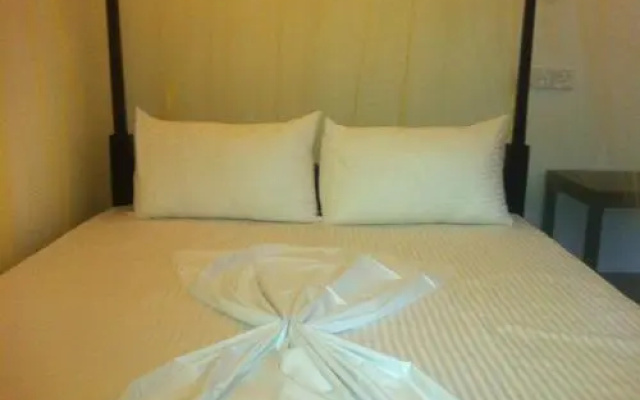 W7 Home Stay