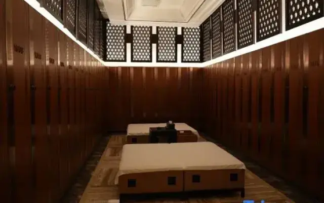 Lingao Hot Spring International Hotel