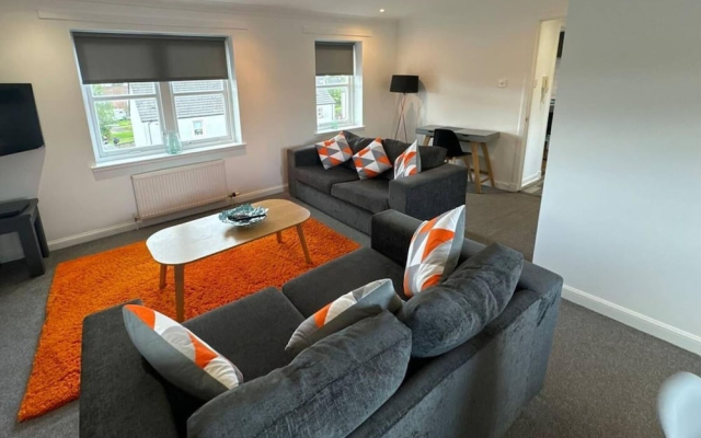 Apartment - Sleeps4 - Glasgowairport 10 Mins Drive