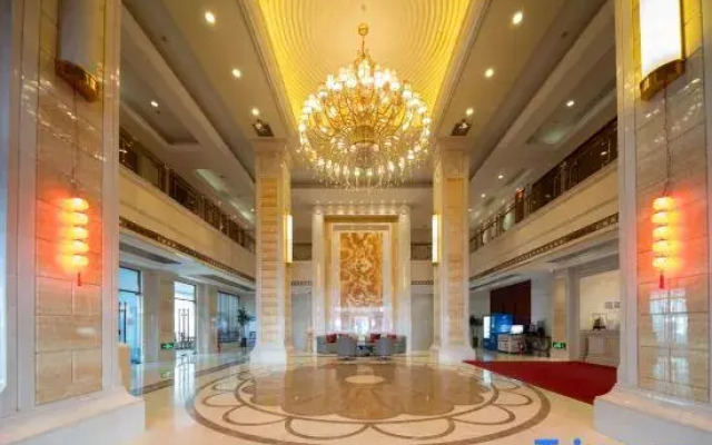 Licheng Longzhang M Hotel (Convention and Exhibition Center Branch, Outlook Tower)