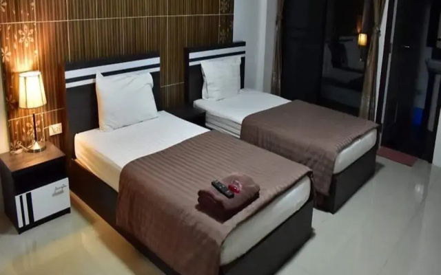 OYO 75504 Ratchapruek Apartment Angthong
