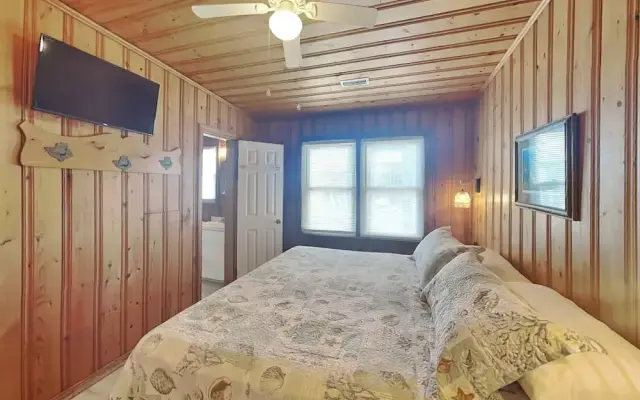 Mamaw's Spot by Topsail Realty