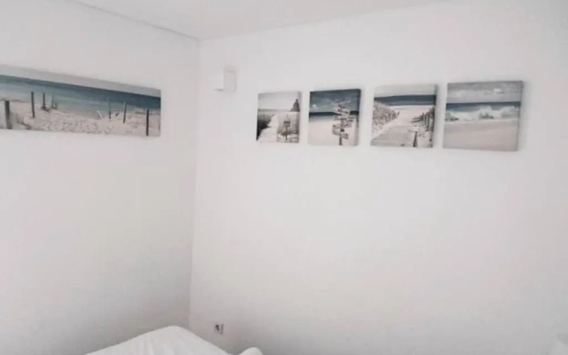 GuestReady - Oporto Sunset Blue Balcony