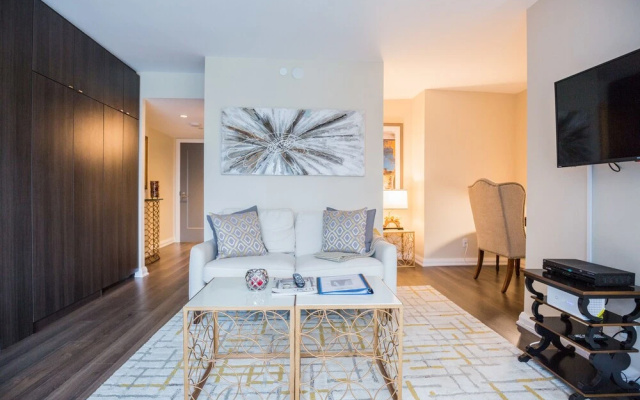 Jet Furnished Suites Yorkville