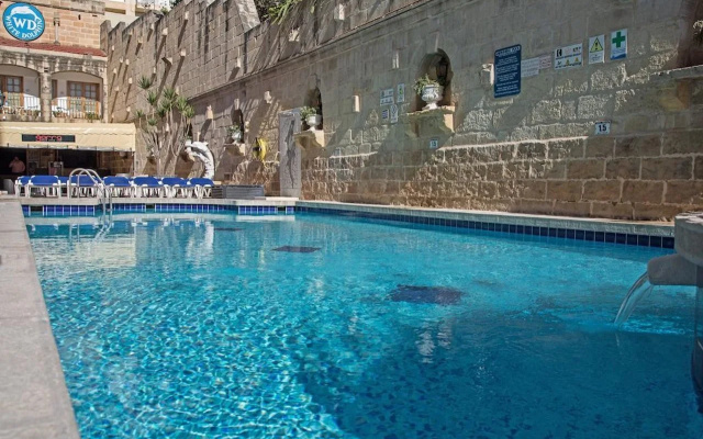 White Dolphin Complex Hotel