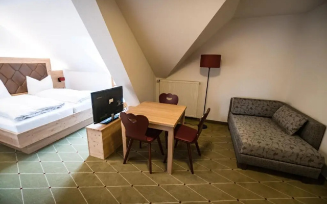 Hohenester Gasthaus & Hotel