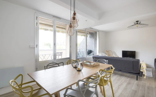 Dinard Centre Appartement Moderne avec Terrasse