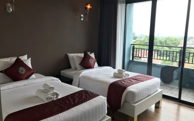 @Baan Bangsare Resotel