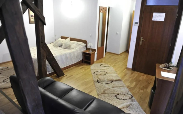 Отель Casa Weidner Sibiu