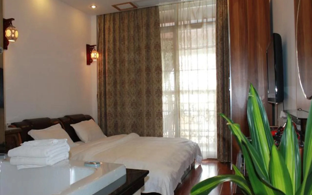 Bamboo House Resort