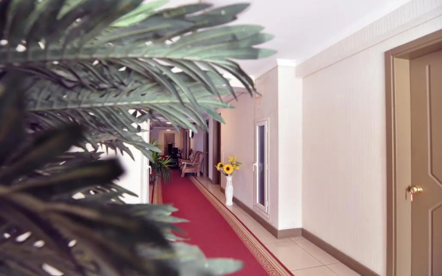 Sun Rise Hotel